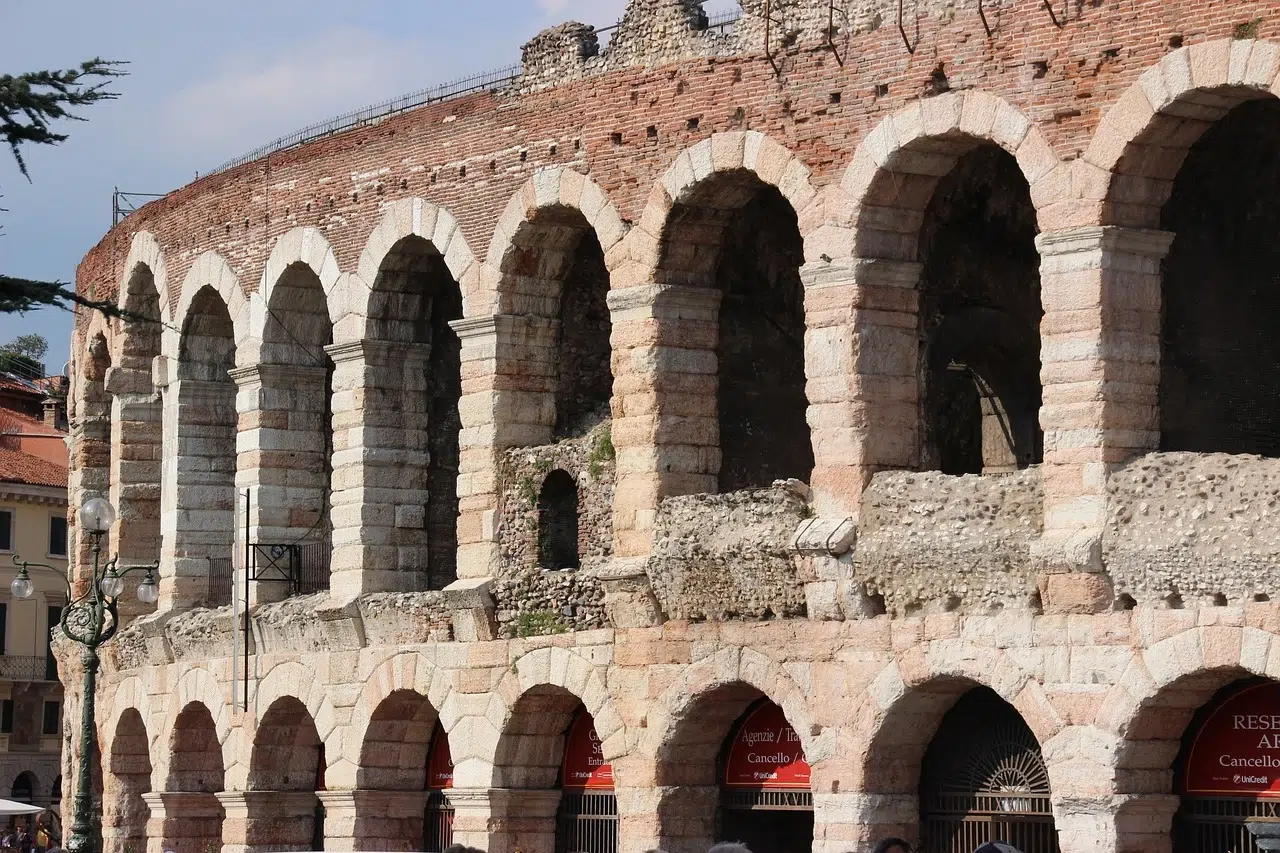 Amphitheatre romain